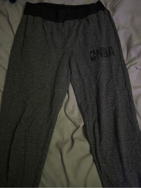 NBA Men's Gray Black Sweatpants Joggers